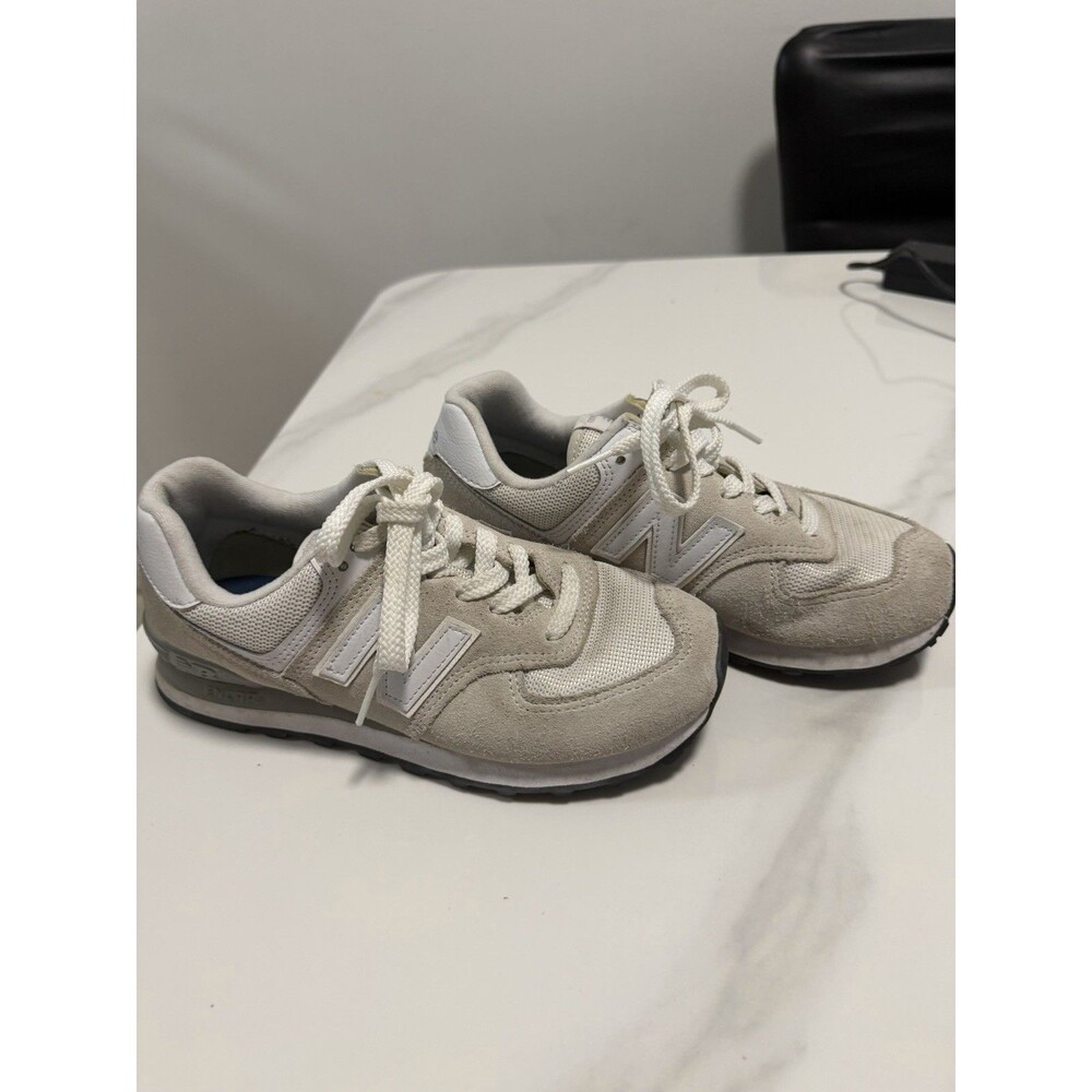 New Balance 574 Core Women’s 7 Nimbus Cloud White Suede Mesh Sneakers WL574EVW - Picture 16 of 16